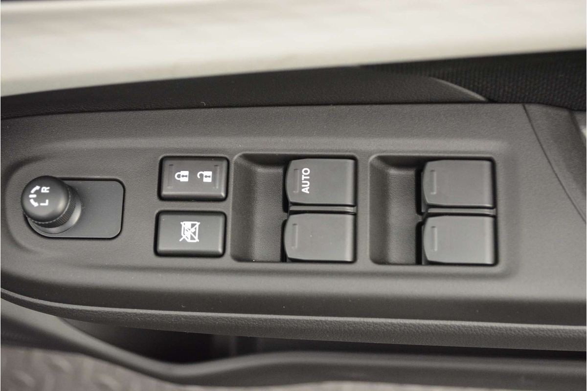 2025 Suzuki Swift Hybrid GLX UZ