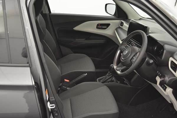 2025 Suzuki Swift Hybrid GLX UZ