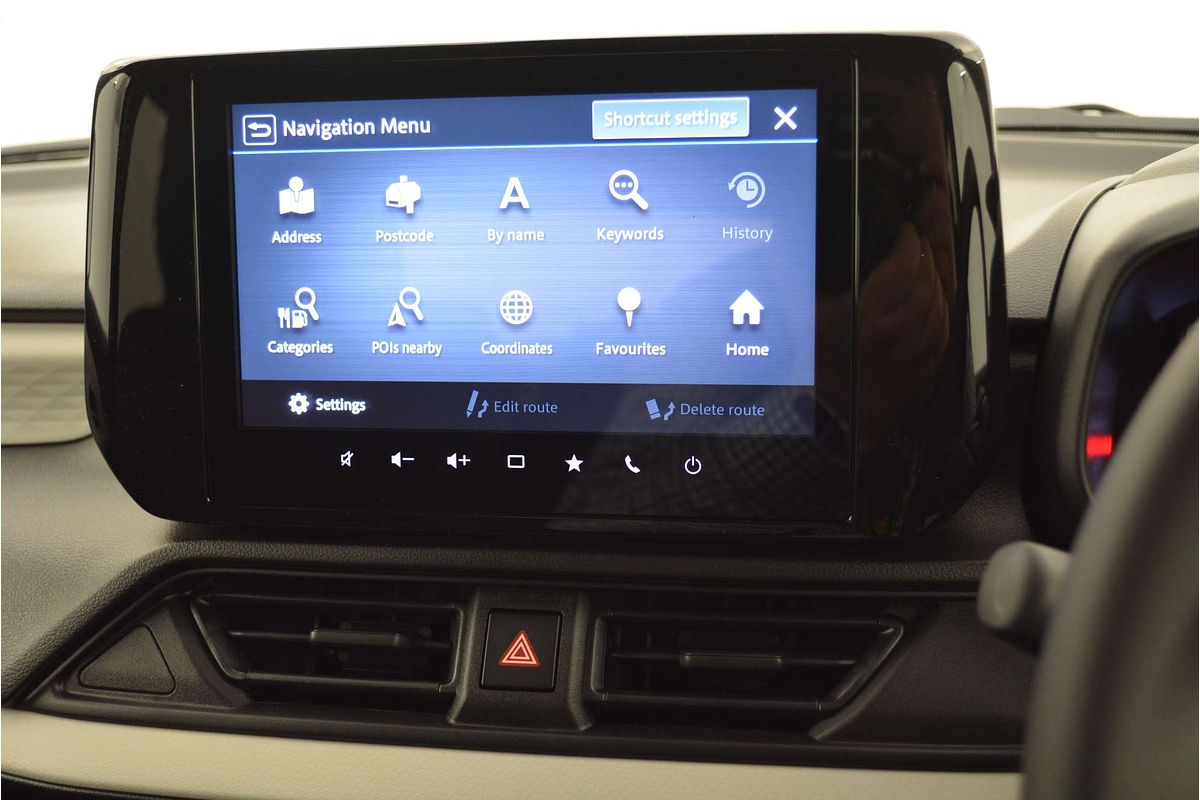 2025 Suzuki Swift Hybrid GLX UZ