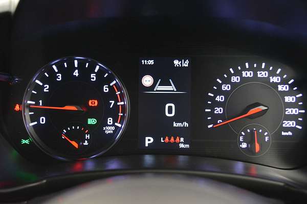 2025 Suzuki Swift Hybrid GLX UZ