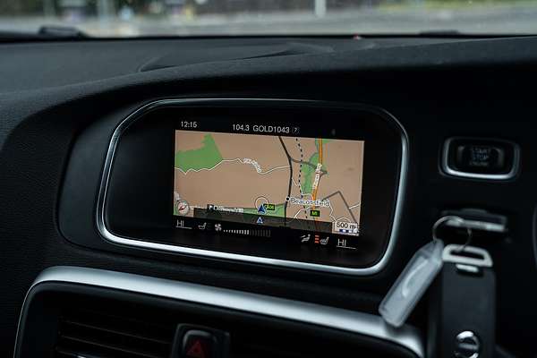 2017 Volvo V40 T3 Momentum