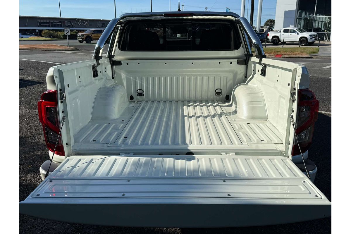 2024 Nissan Navara ST D23 4X4