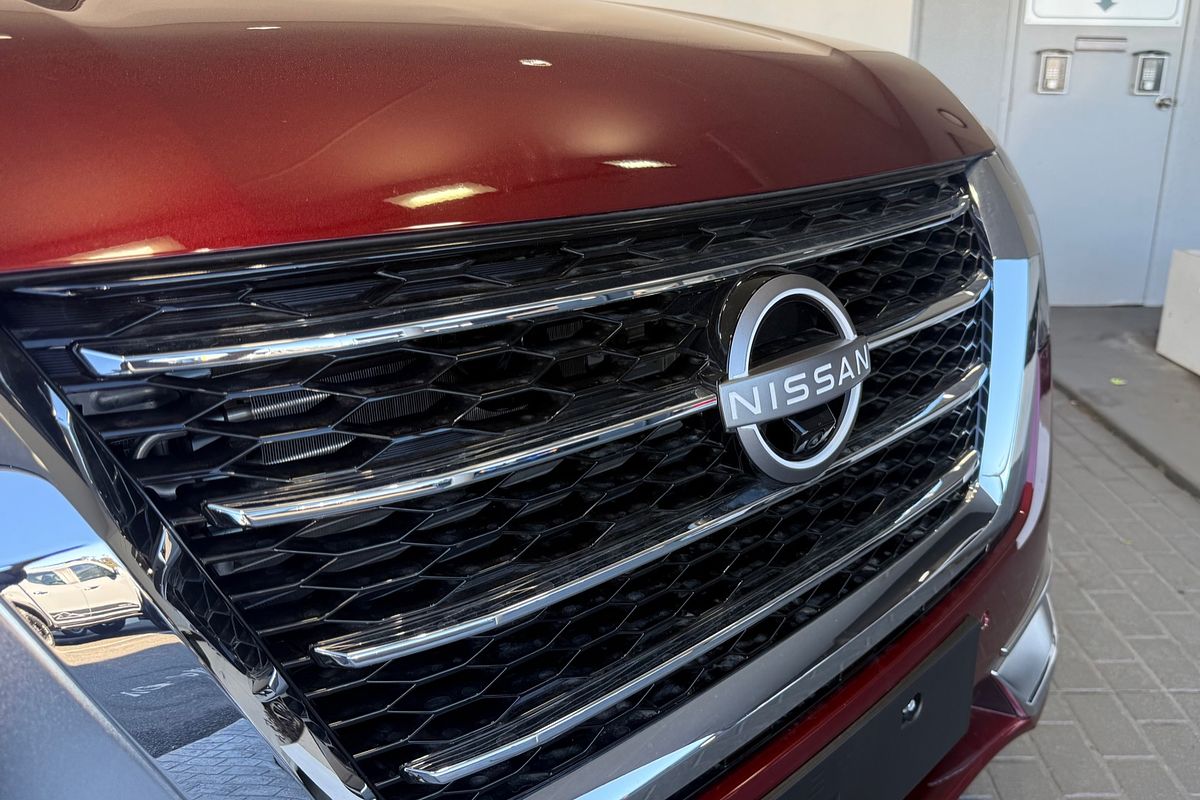 2025 Nissan Patrol Ti-L Y62