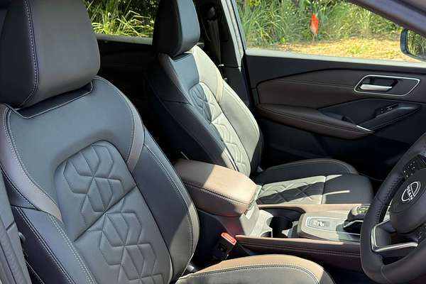 2024 Nissan QASHQAI Ti J12