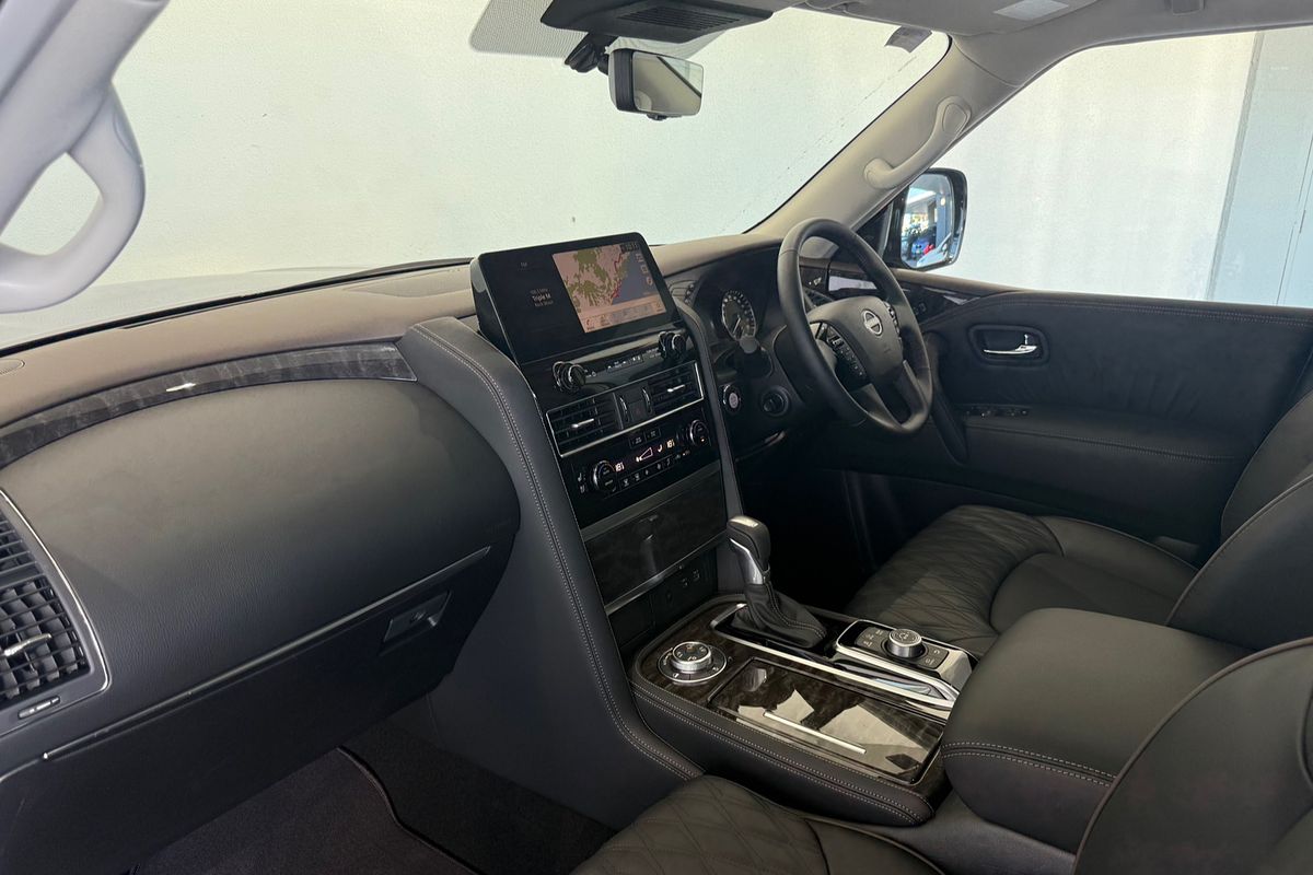 2025 Nissan Patrol Ti-L Y62