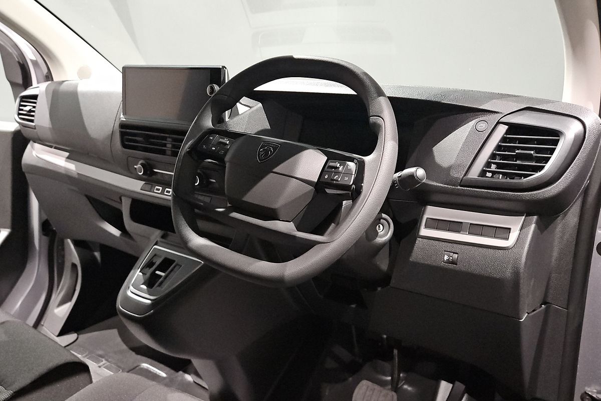 2025 Peugeot Expert Pro K0