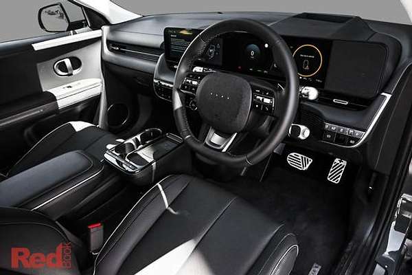 2025 Hyundai IONIQ 5 DYNAMIQ NE.V5