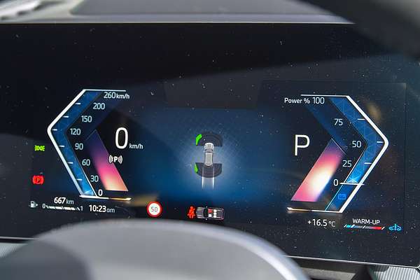 2025 BMW X1 sDrive18i U11