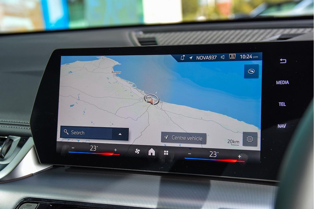 2025 BMW X1 sDrive18i U11