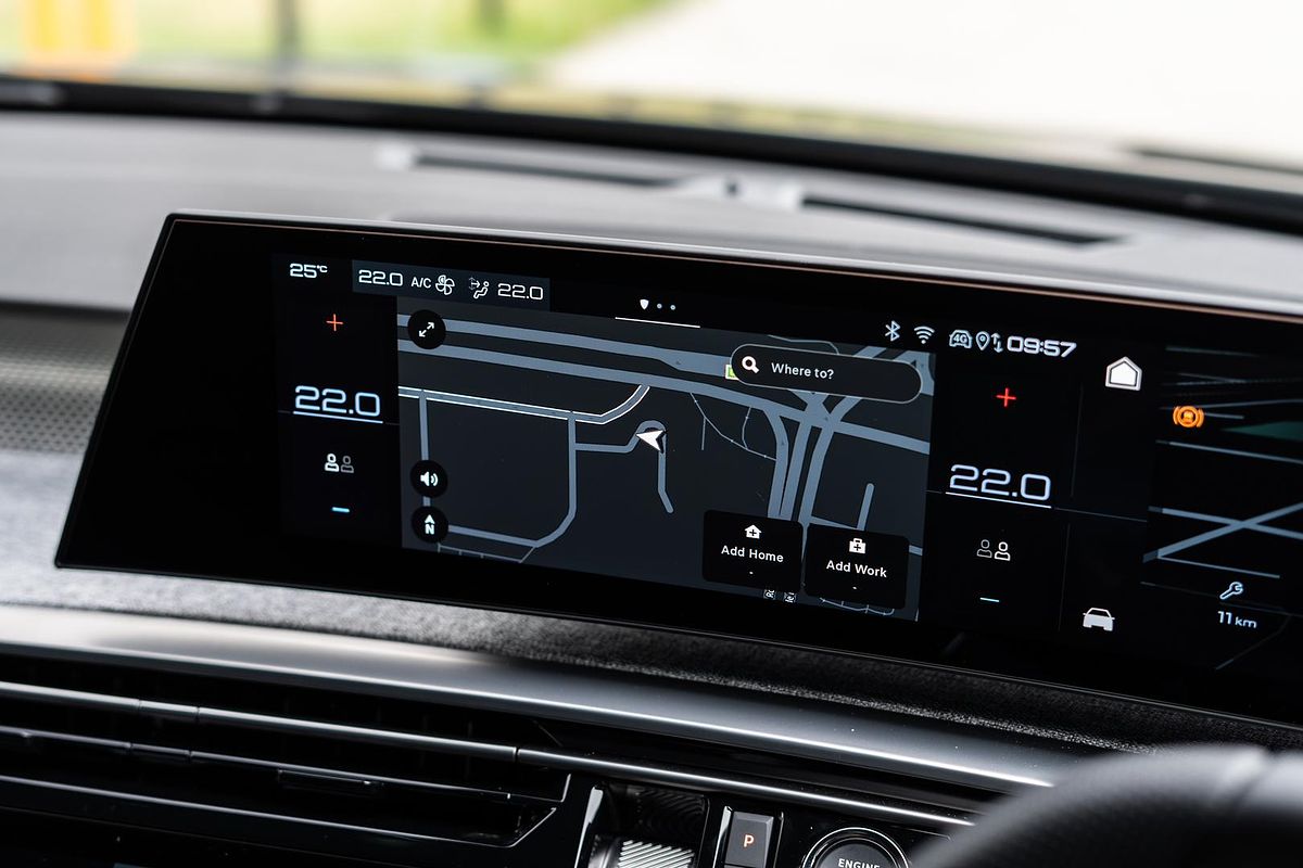2025 Peugeot 3008 GT Premium Hybrid P64