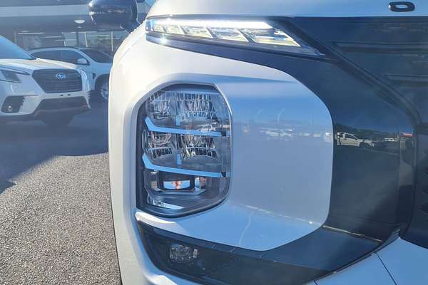 2025 Mitsubishi Outlander PHEV GSR ZM