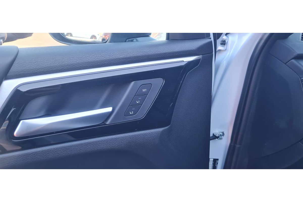 2025 Mitsubishi Outlander PHEV GSR ZM