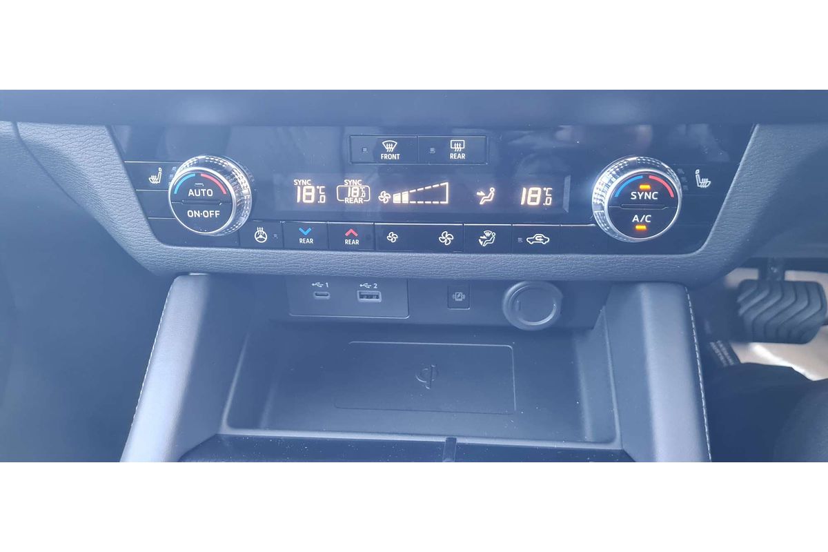 2025 Mitsubishi Outlander PHEV GSR ZM