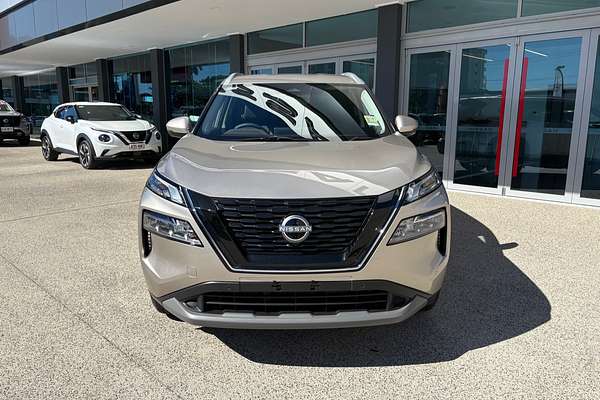 2025 Nissan X-TRAIL ST-L e-POWER T33