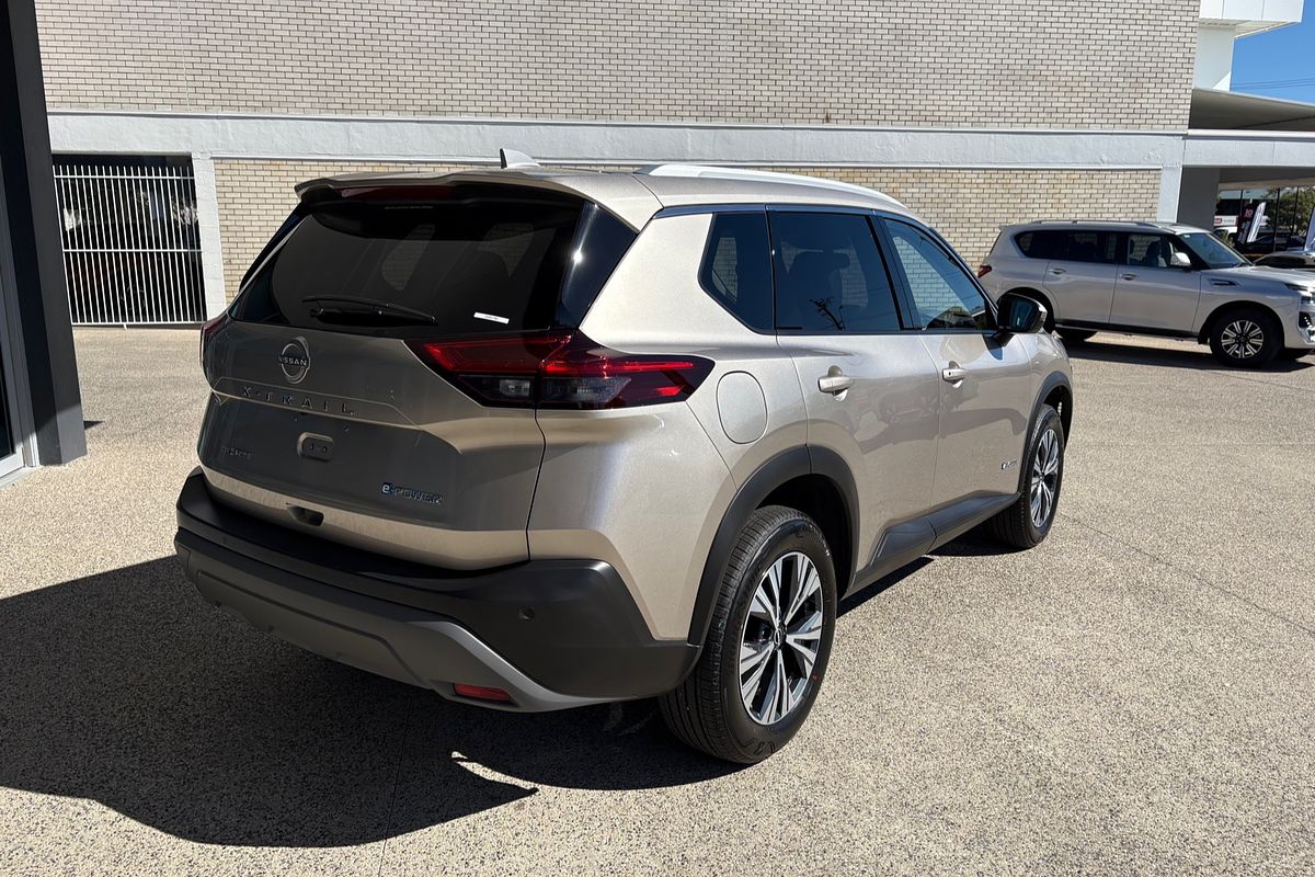 2025 Nissan X-TRAIL ST-L e-POWER T33