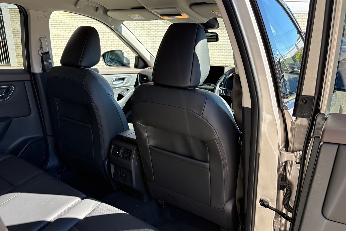 2025 Nissan X-TRAIL ST-L e-POWER T33