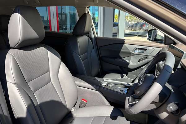 2025 Nissan X-TRAIL ST-L e-POWER T33