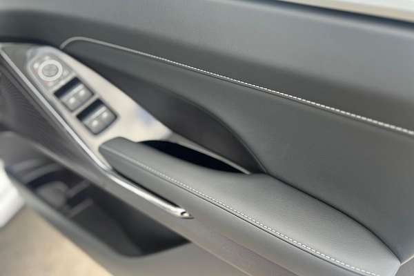 2025 GWM Haval H6 Lux B01