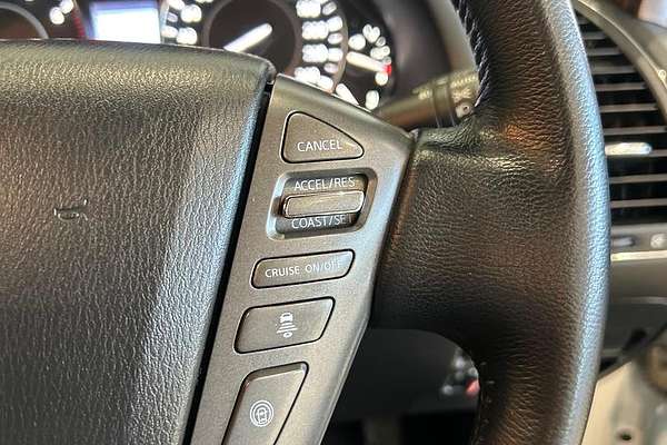 2022 Nissan Patrol Ti-L Y62