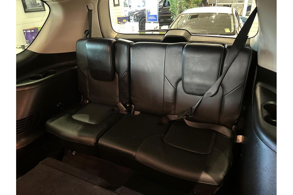 2022 Nissan Patrol Ti-L Y62