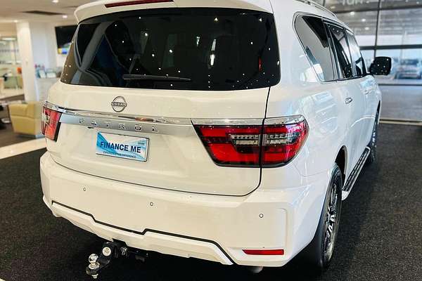 2022 Nissan Patrol Ti-L Y62