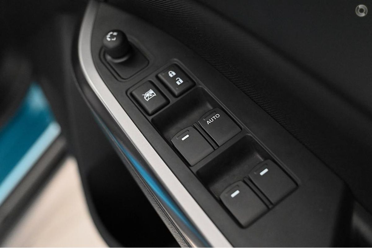 2023 Suzuki Vitara Turbo Shadow LY Series II