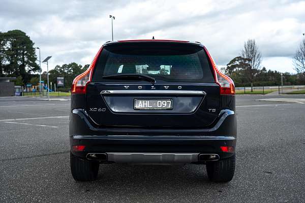 2016 Volvo XC60 T5 Luxury