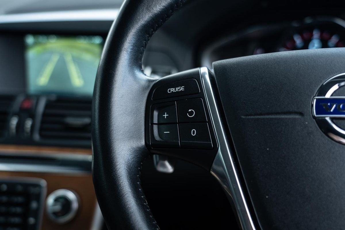 2016 Volvo XC60 T5 Luxury