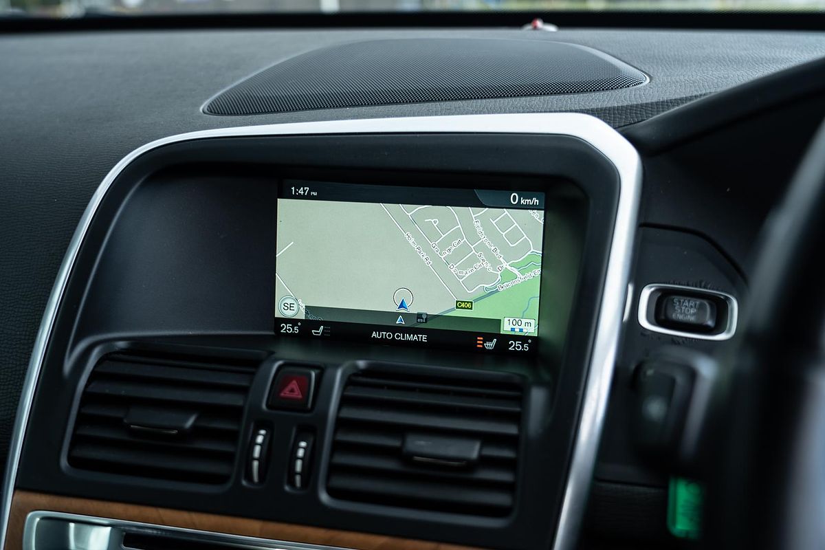 2016 Volvo XC60 T5 Luxury