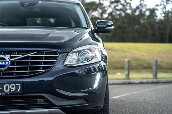 2016 Volvo XC60 T5 Luxury