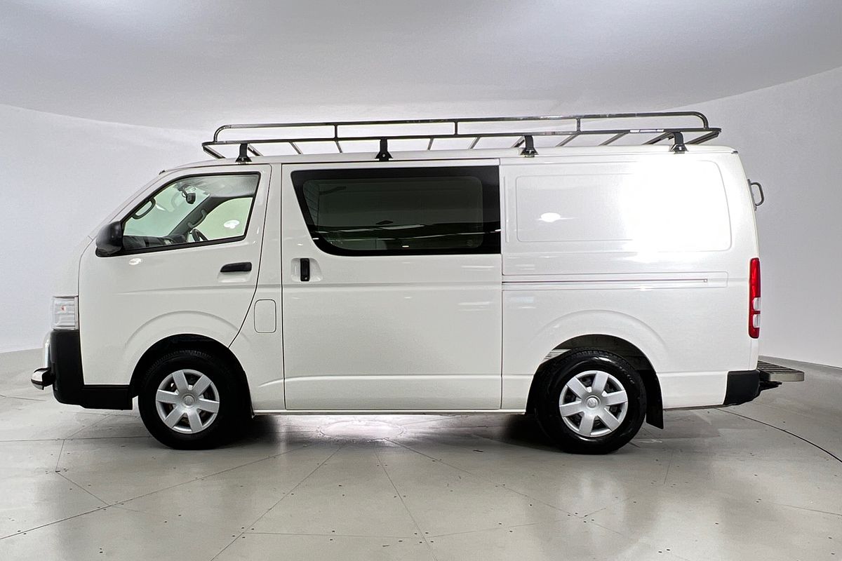 2018 Toyota Hiace TRH201R LWB