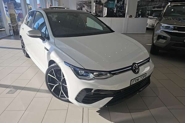 2024 Volkswagen Golf R 8