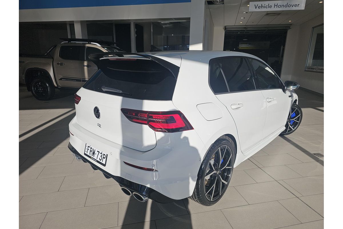 2024 Volkswagen Golf R 8