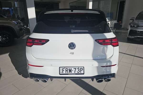 2024 Volkswagen Golf R 8