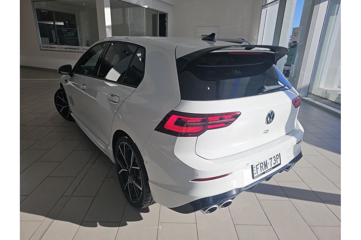 2024 Volkswagen Golf R 8