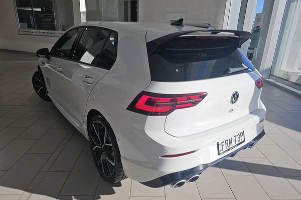 2024 Volkswagen Golf R 8