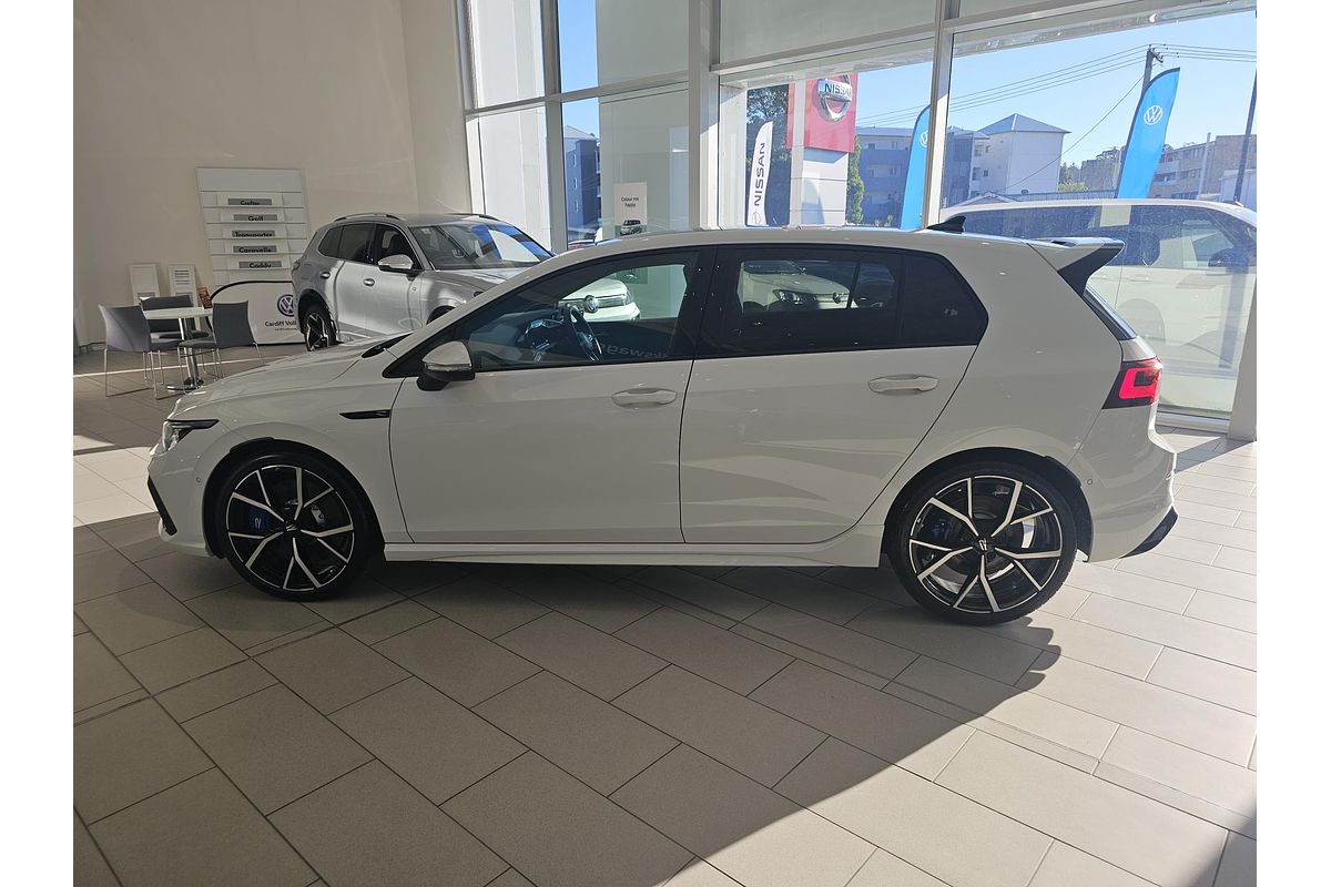 2024 Volkswagen Golf R 8