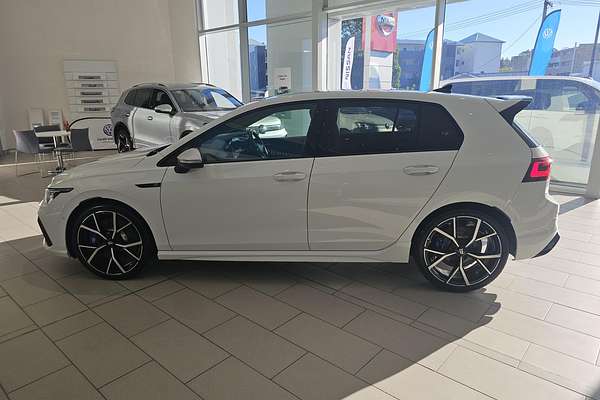 2024 Volkswagen Golf R 8