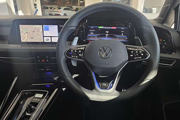 2024 Volkswagen Golf R 8