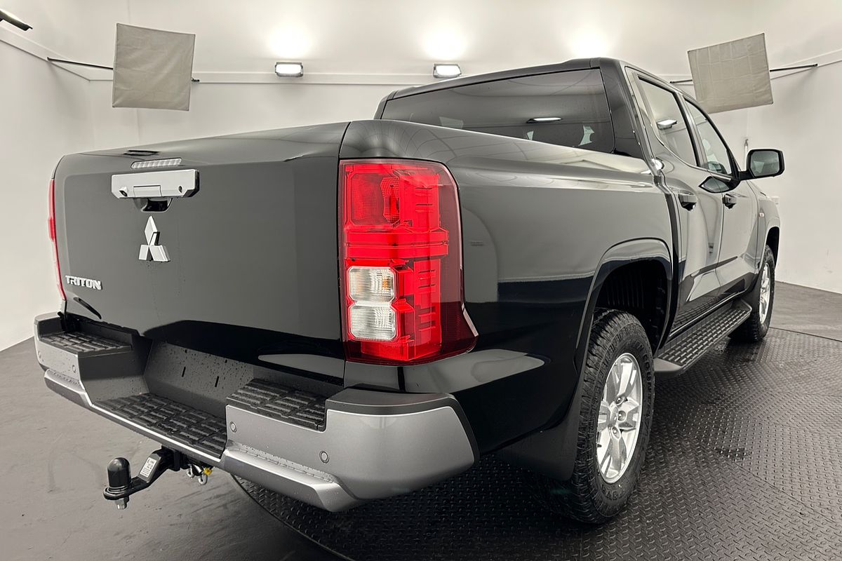 2025 Mitsubishi Triton GLX+ MV 4X4