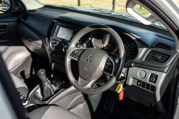 2016 Mitsubishi Triton GLX+ MQ 4X4