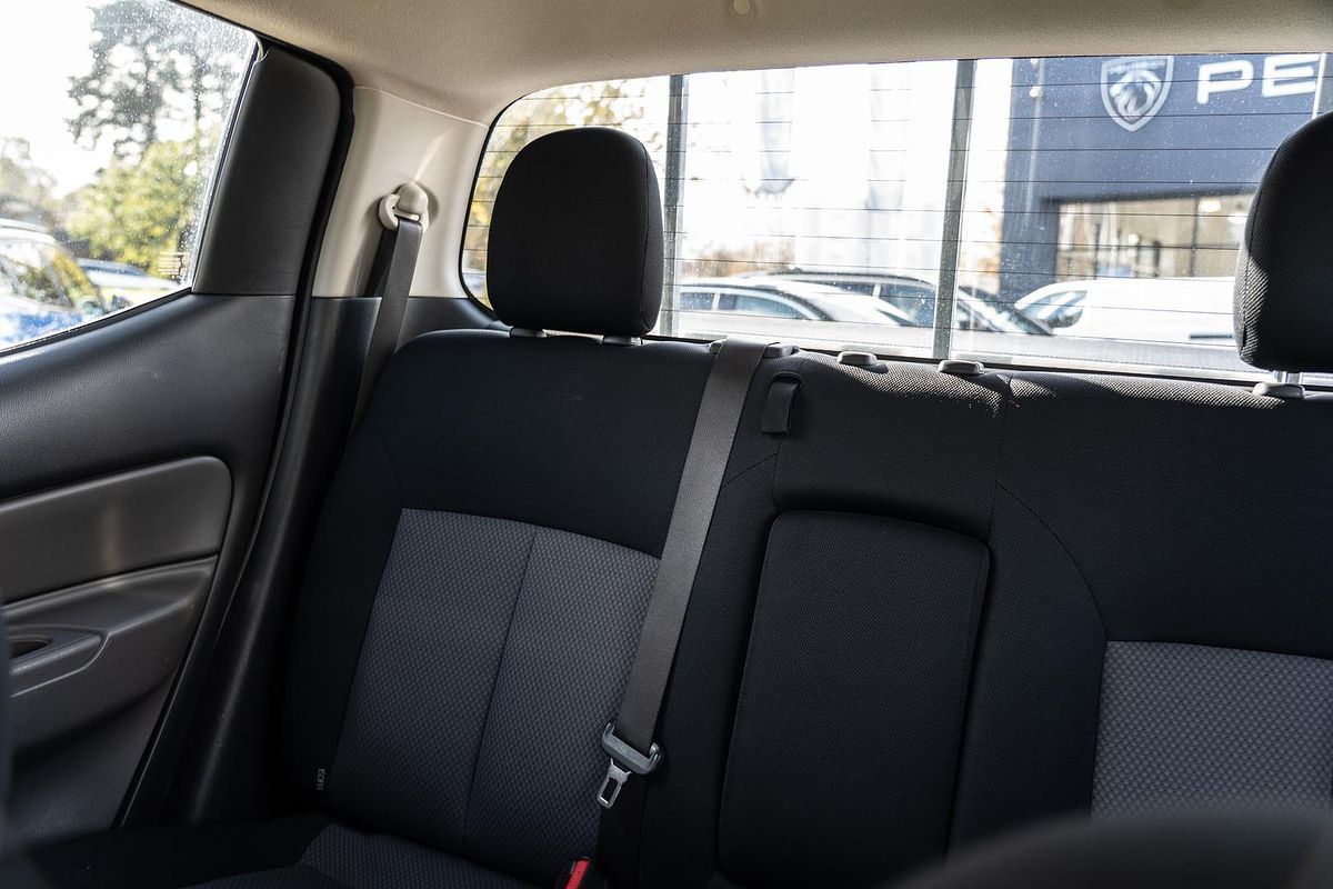 2016 Mitsubishi Triton GLX+ MQ 4X4