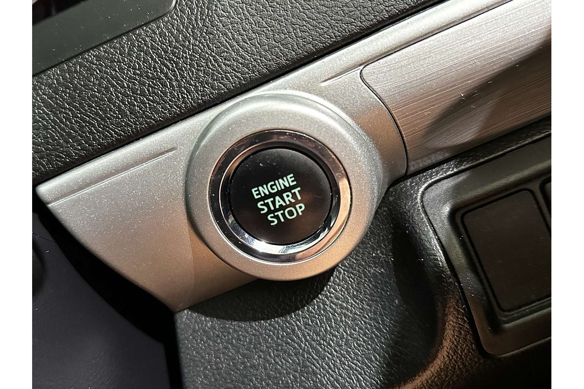 2016 Toyota Camry Atara S ASV50R