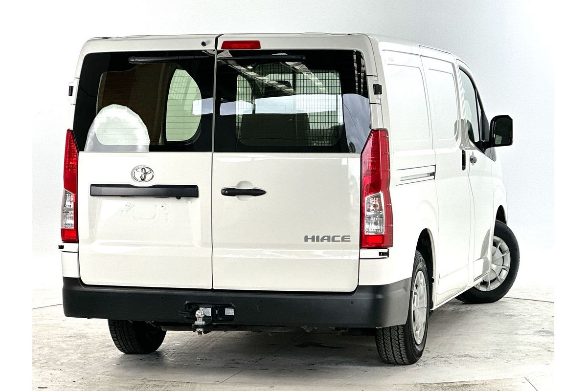 2022 Toyota Hiace GDH300R