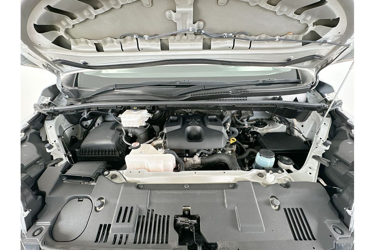 2022 Toyota Hiace GDH300R