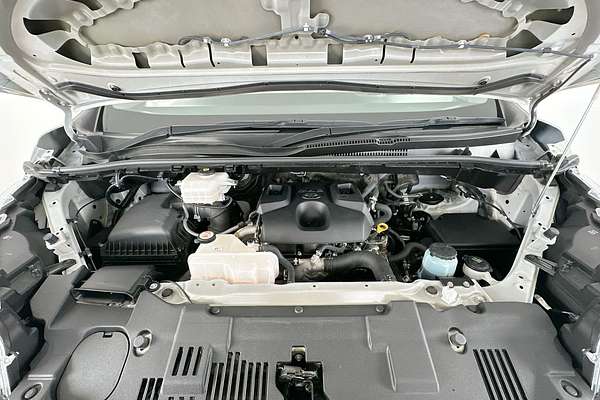 2022 Toyota Hiace GDH300R