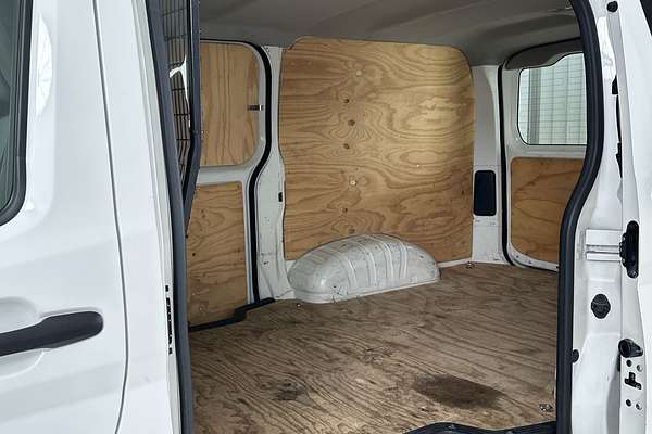 2022 Toyota Hiace GDH300R