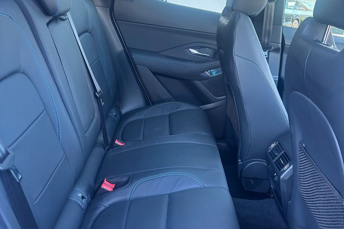 2019 Jaguar E-PACE P200 R-Dynamic S X540