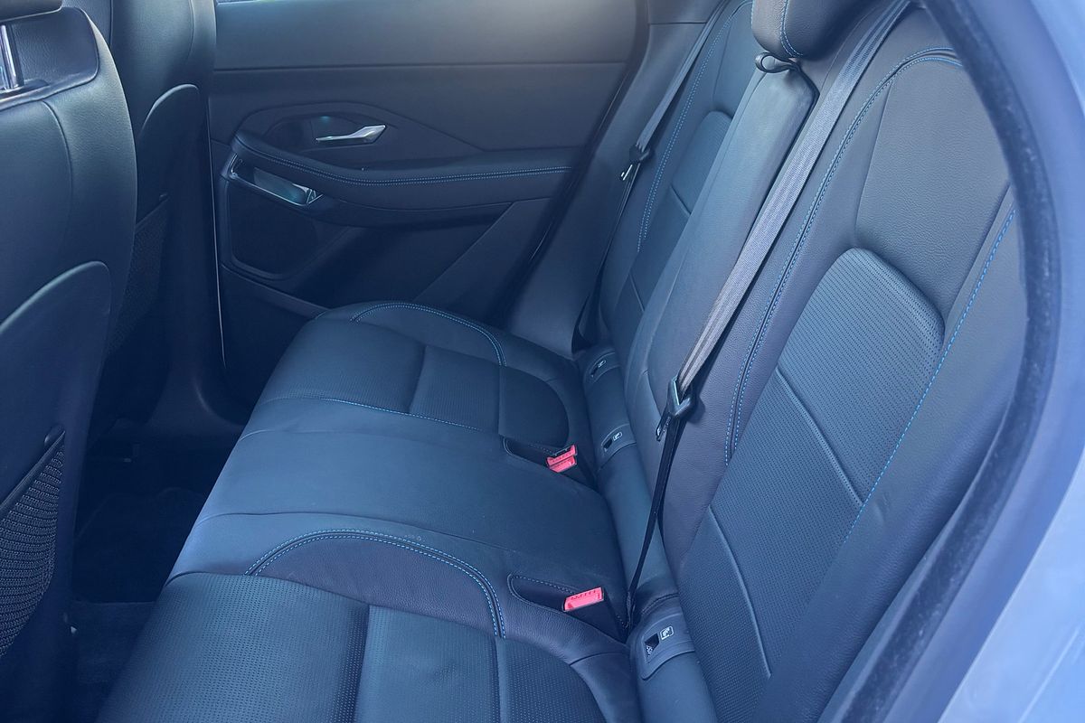 2019 Jaguar E-PACE P200 R-Dynamic S X540