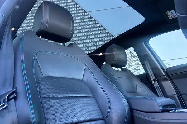 2019 Jaguar E-PACE P200 R-Dynamic S X540